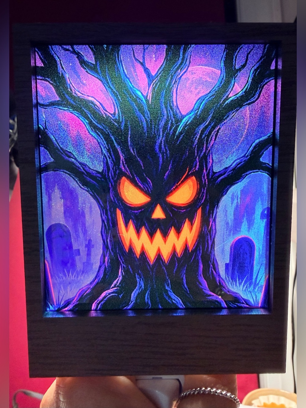 SPOOKY 👻 Hand crafted Interchangeable plug in Nightlight Comes with 4 scenes - Picture 4 of 9